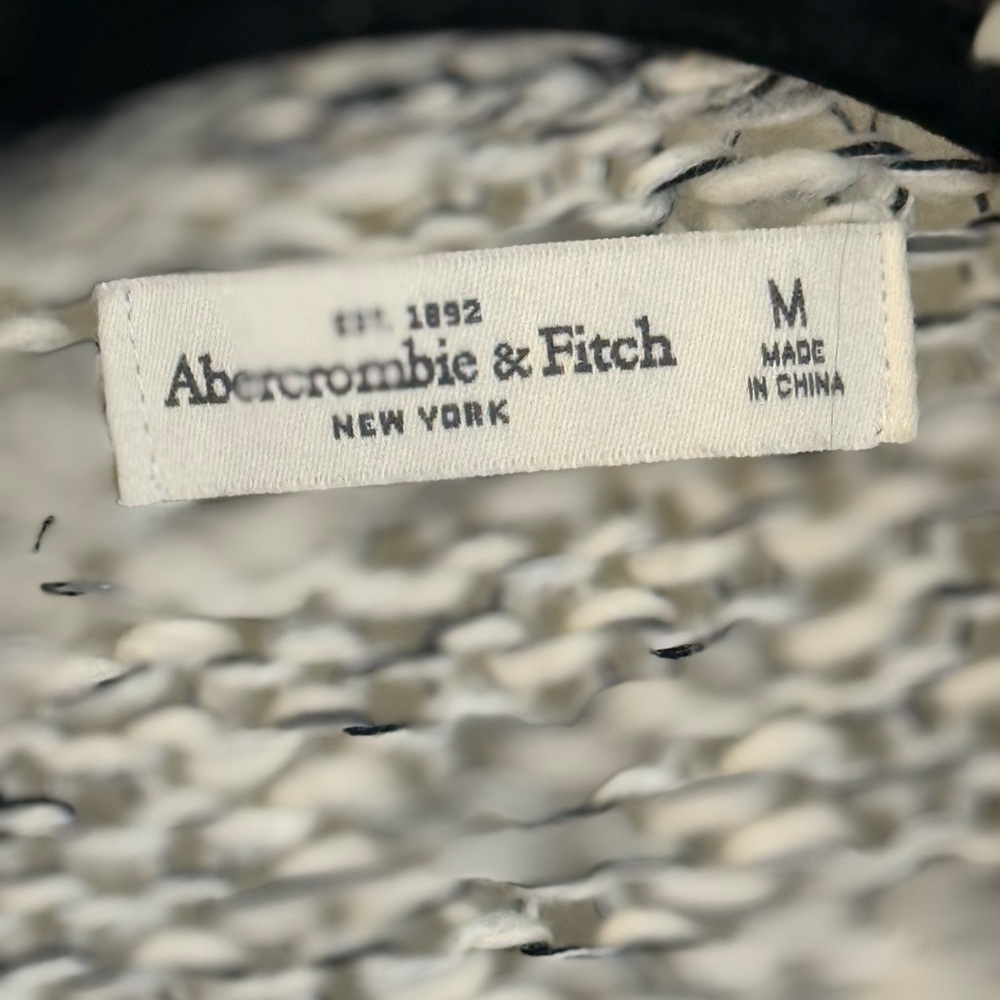 Abercrombie & Fitch Black and Gray Striped Cardigan - Picture 3 of 5